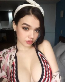 Фото проститутки Вика №4 в городе Южноуральск