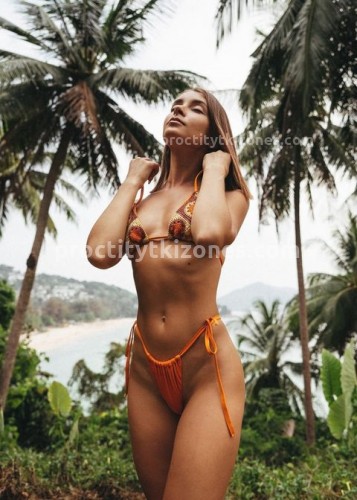 Юля, Г. Южноуральск